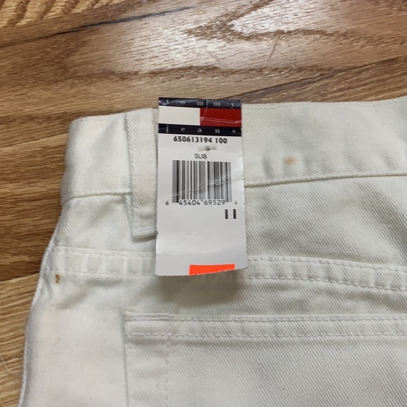 Tommy Hilfiger short size 11 - Picture 12 of 16